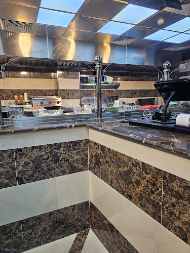 فلافل وشاورما على كيفك - المبرز