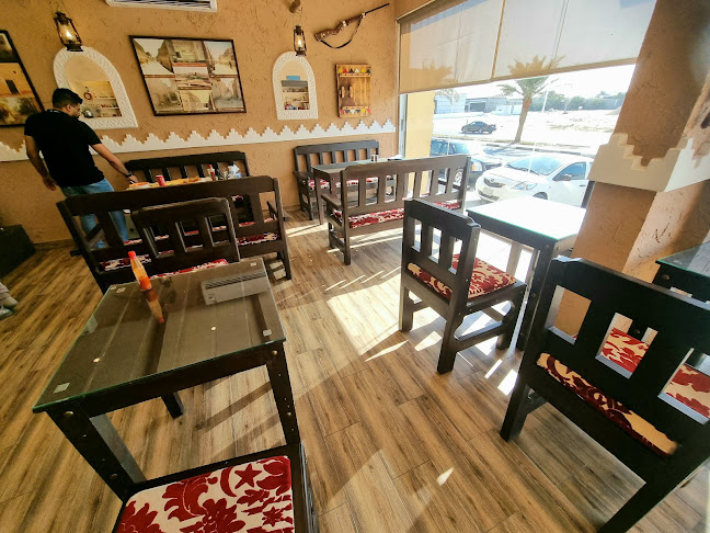 مطعم قصر لبدة - الضيافة