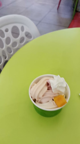 Opinii despre ذي فروزن يوغرت فاكتوري în جدة - الضيافة