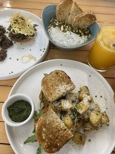 Opinii despre ايرلي كلوب în جدة - الضيافة