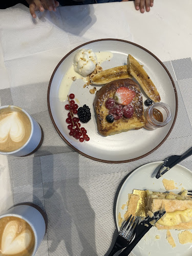 Opinii despre PANSIS بانسيس în القطيف‎ - الضيافة