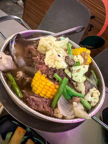 KUY's Grill & Restaurant