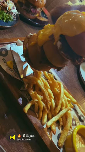 Dist, شارع حراء، المروة، جدة 23544