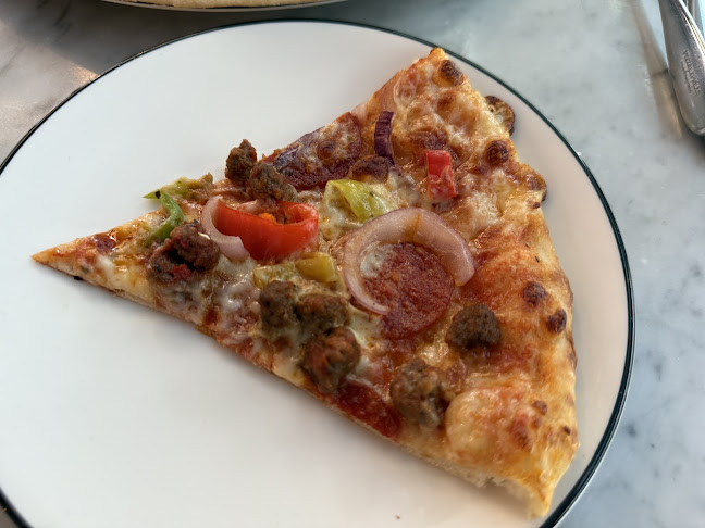 Comentarii opinii despre بيتزا اكسبريس ليمتيد