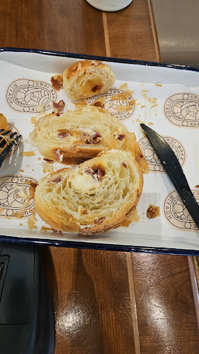 كروي بيت الخبز - الضيافة