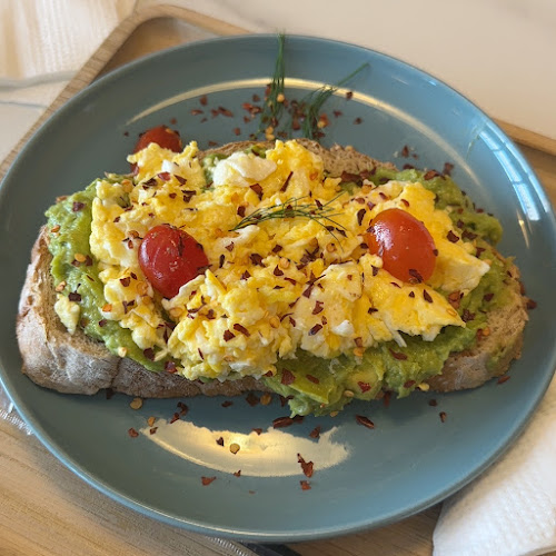 Opinii despre Single Cafe - سنجل كافية în المدينة المنورة - الضيافة