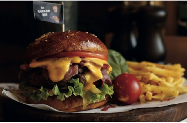 Opinii despre مستر اسادو برغر în الرياض - الضيافة