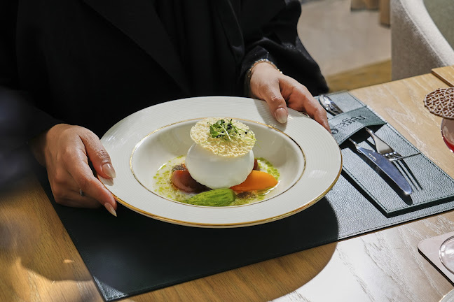 Opinii despre ريجالي بيسترو و بار în الرياض - الضيافة