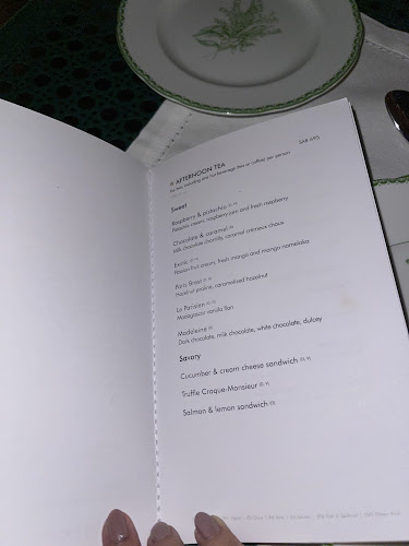 DIOR CAFE - الرياض