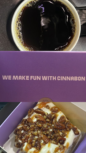 فاني سينامون - الضيافة