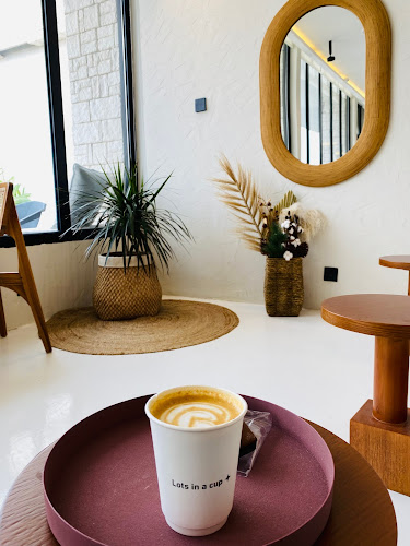 Opinii despre كراز كافيه în الرياض - الضيافة