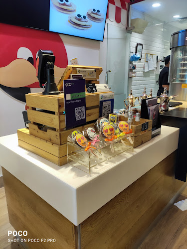 MMQF+MJ4، شارع التخصصي، العليا، الرياض 12313