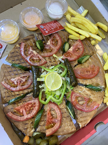 Opinii despre مطعم المذاق în رفحاء - الضيافة