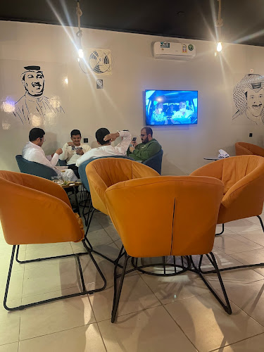 مقهى شاهي حبكه