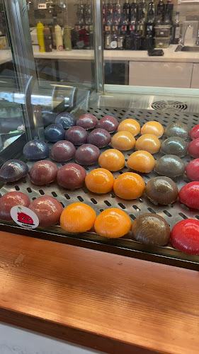 أنكل أوساكا - الضيافة