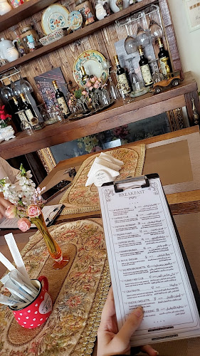 LaFamiglia Bistro Cafe لافاميليا بيسترو كافيه - الضيافة