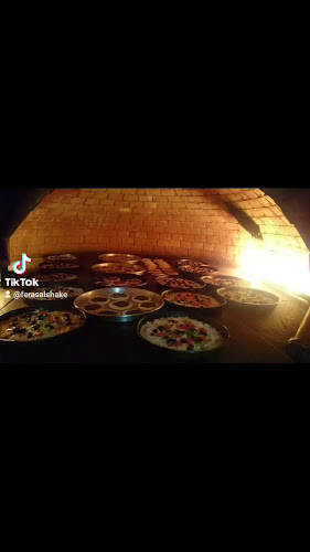 Comentarii opinii despre مطعم معجنات و شاورما الفران الشامي