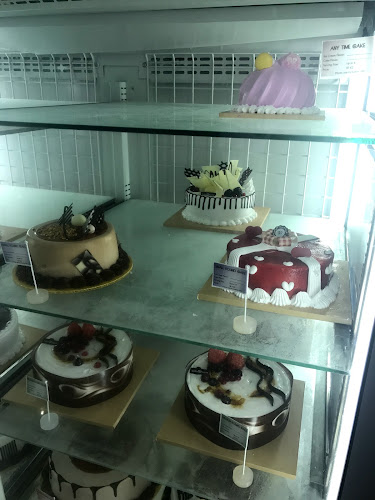 F33W+GG9، الزهور، الدمام 32423