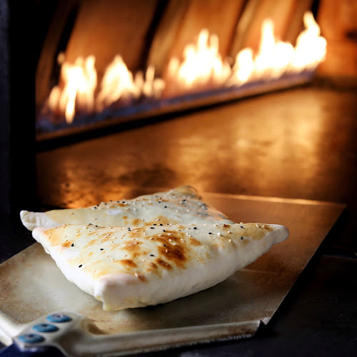 فرن سنوف - الضيافة