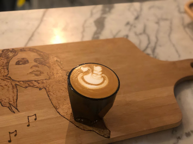 محمصة ومقهى حزام البن - الرس