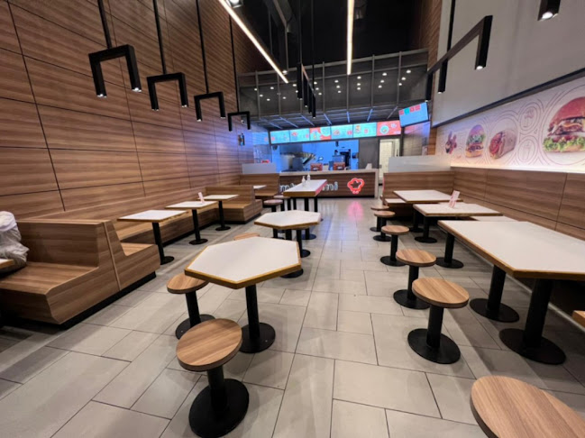 هامبرغيني - الضيافة