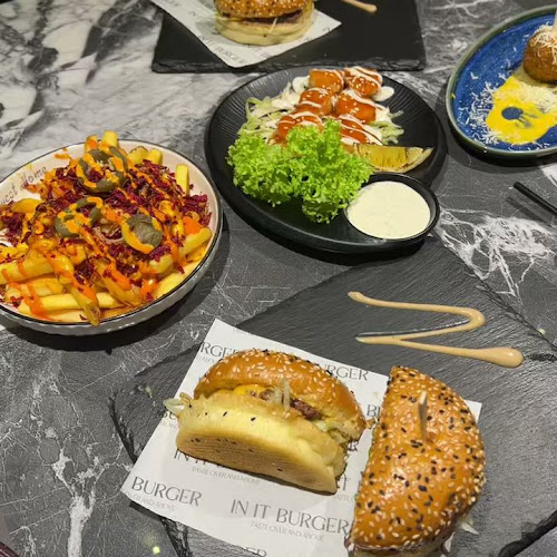 Comentarii opinii despre ان ات برجر