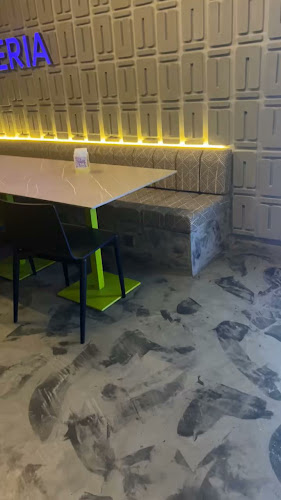 طريق الامير سلطان، الروضة، جدة 23431