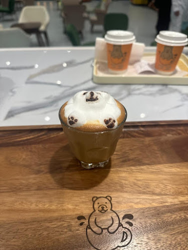 مقهى الدب - الضيافة