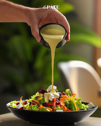 Opinii despre Lapate Lounge لابات لونج în الدمام - الضيافة