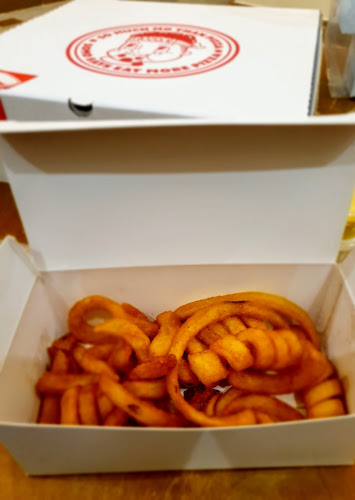 Comentarii opinii despre سومو سايز بيتزا