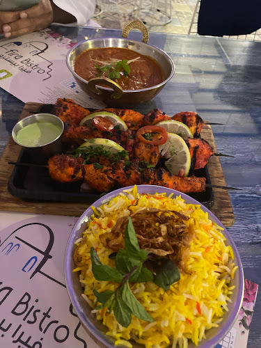 فيرا بيسترو Fira Bistro - الضيافة