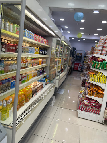 H5M5+FPX، عبدالرحمن بن أحمد السديري، السلامة، جدة 23436