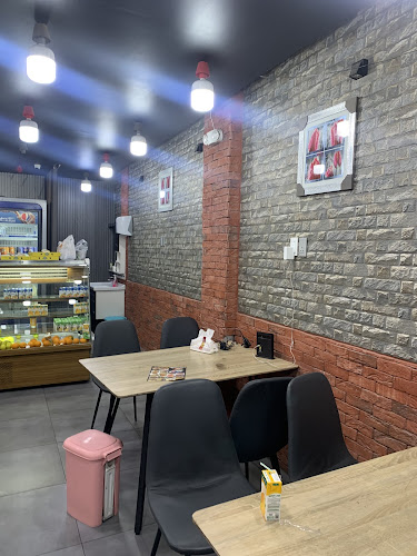 مطعم معجنات و شاورما الفران الشامي - الضيافة