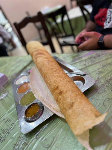 Aryaas Indian Restaurant - Jeddah (Olivetree) - الضيافة