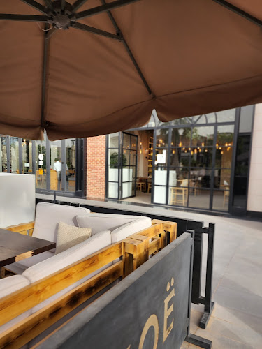 شارع التخصصي، الرياض 12364،