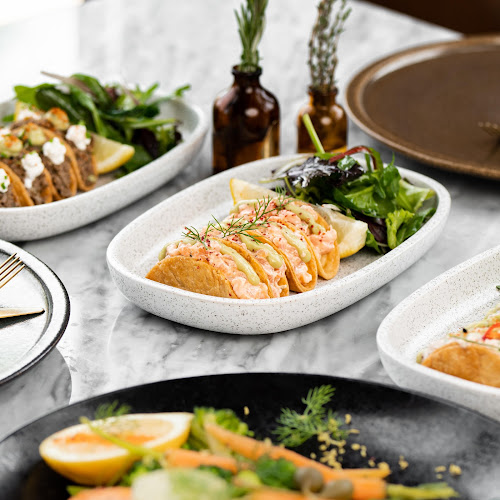 8420 عبدالمقصود خوجة، الروضة، جدة 23435