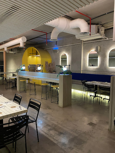 ايت اب - الضيافة