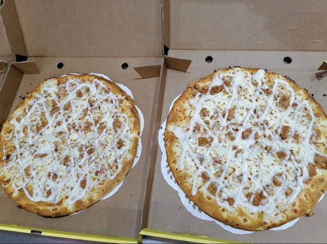 بيتزا زاد الطاير - حوطة بني تميم