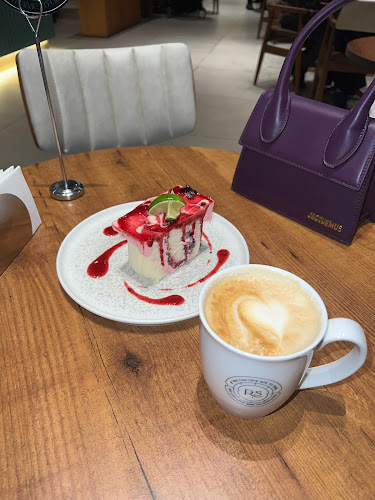 3362 Hiraa St - Ash Shati District, Jeddah 23514 - 7750، جدة 23514