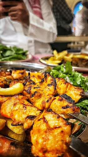 مطعم كباب بوتمبه - الضيافة