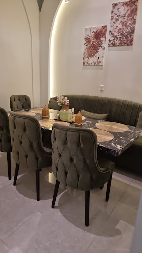 Seasons - مطعم سيزونز - الضيافة