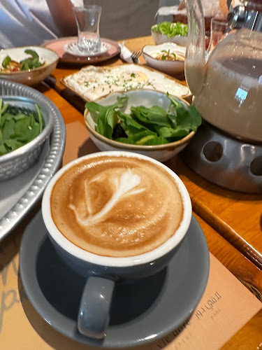 لا ڤي دور - الضيافة