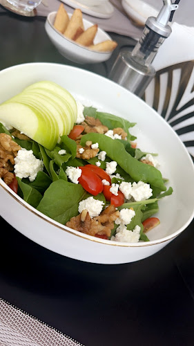 تيليا - الضيافة