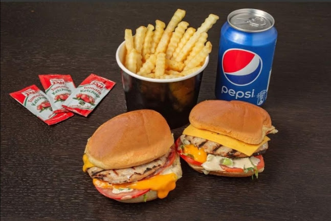 Opinii despre شاورما ستيشن فرع الوشحاء în الطائف - الضيافة