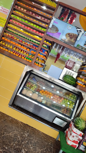 عالم العصائر والكنافه الباحه - الضيافة