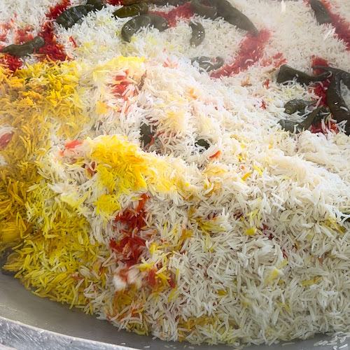 Opinii despre مطعم المذاق البخاري în مكة - الضيافة