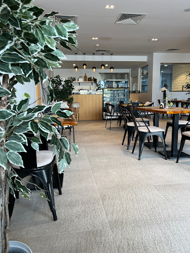 لا ڤي دور - الضيافة