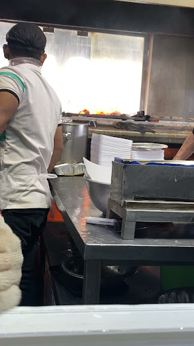 Opinii despre محل الشاذلي للاسماك ابو حنين în المدينة المنورة - الضيافة