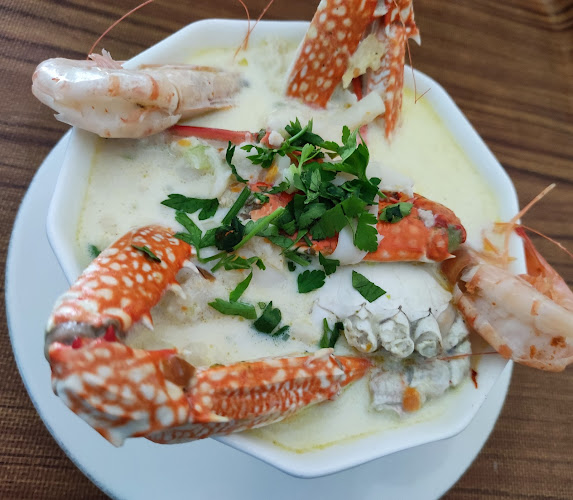 Comentarii opinii despre مطاعم موال جندوفلي فرع الفيصلية الشمالية