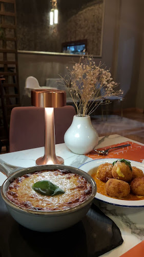 La Terrasse - الضيافة